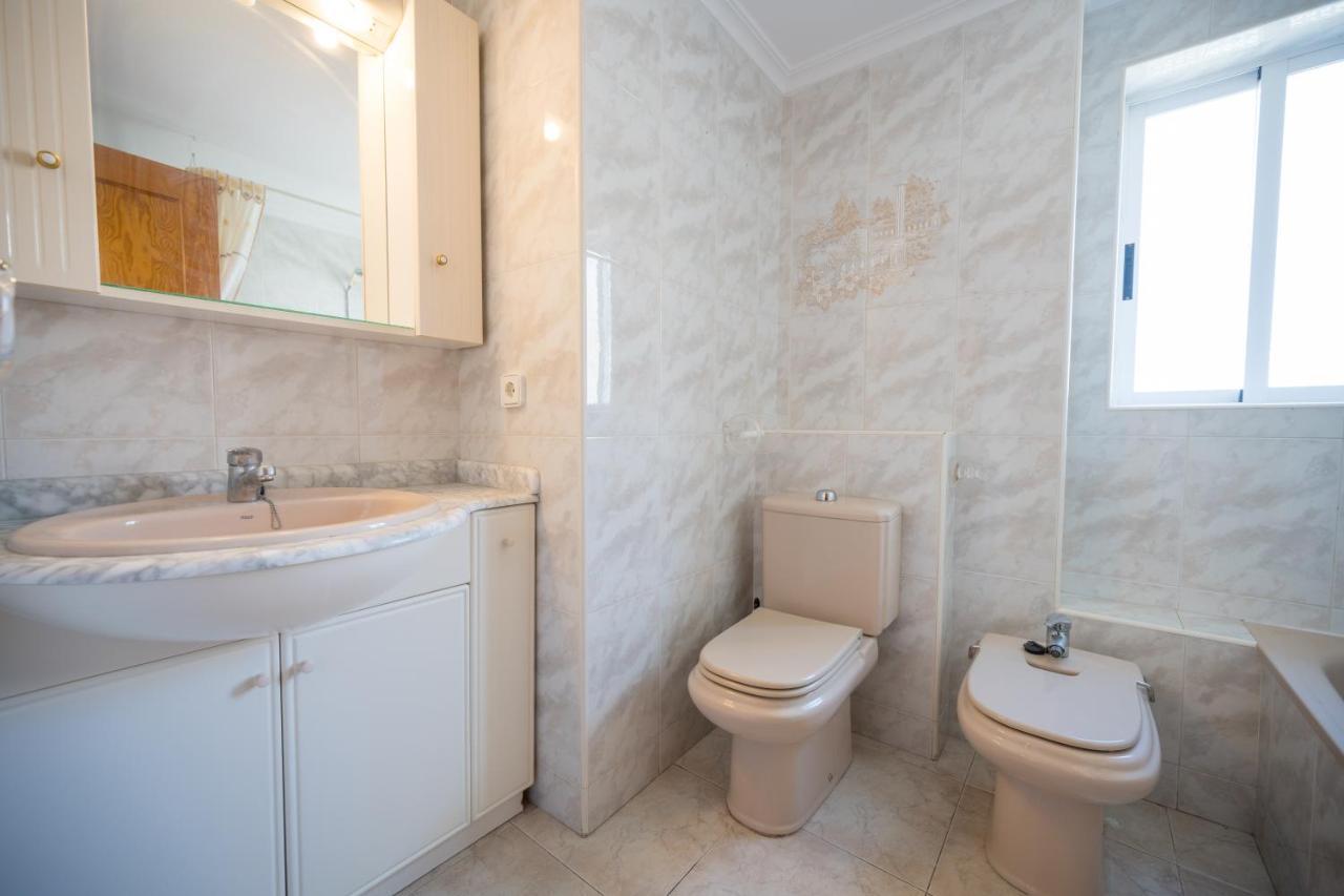 Beautiful 2 Bedroom In Parque Loix 3 Minutes Walk To The Beach Benidorm Eksteriør billede